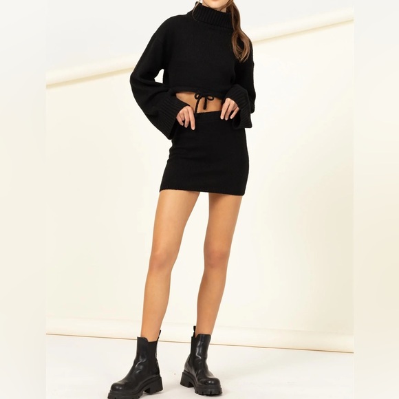 HYFVE Dresses & Skirts - NWT Cozy 2-piece Knit skirt set
